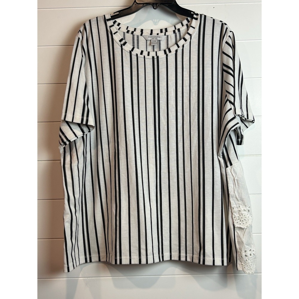 Concepts New‎ York Top Women's Sz 3X Eyelet Trimmed Ruffle Back